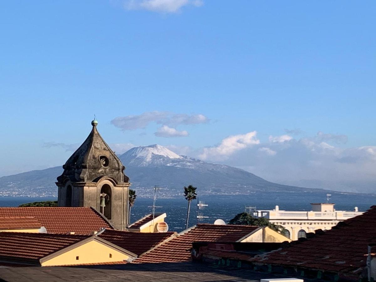 La Dimora Di Cornelia Aparthotel Sorrento Eksteriør bilde