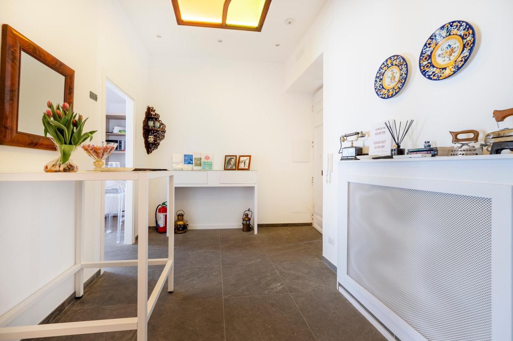 La Dimora Di Cornelia Aparthotel Sorrento Eksteriør bilde